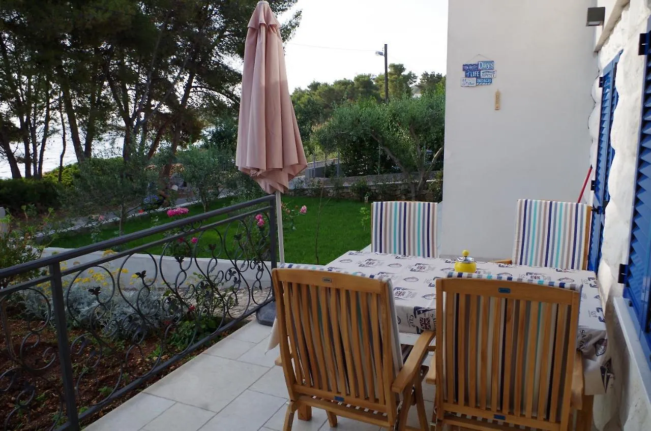 Apartments By The Sea Slatine, Ciovo - 14158